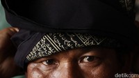 Sudah bukan hal aneh pameo Banten sebagai daerah yang memiliki ahli hikmah dengan kemampuan berbeda-beda mulai dari pengobatan alternatif hingga pengobatan jiwa atau ghoib. Beberapa daerah di Banten yang identik dengan magis yang sangat kuat seperti di Lebak, misalnya di Kecamatan Sajira serta di Kabupaten Serang, Padarincang, dan Ciomas. Foto: Dikhy Sasra/detikcom