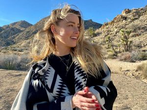 Heboh Kabar Amber Heard Jatuh Miskin