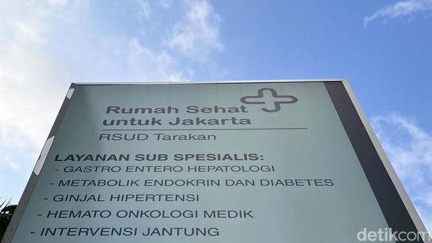 Gubernur DKI Anies Baswedan mengubah 31 nama Rumah Sakit Umum Daerah (RSUD) menjadi Rumah Sehat untuk Jakarta. Salah satunya RSUD Tarakan ini.