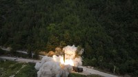 Latihan yang disebut melibatkan tembakan langsung itu digelar di enam area utama di sekitar Taiwan. Wang Yi/Xinhua via AP.