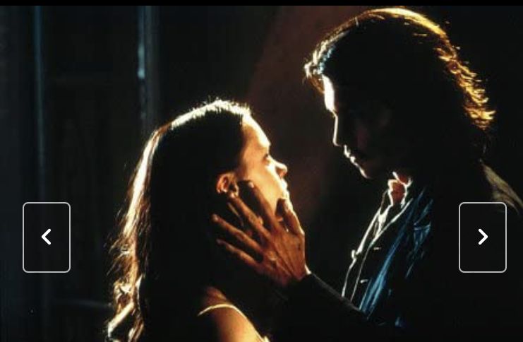 Adegan Christina Ricci dan Johnny Depp di The Man Who Cried (2000).