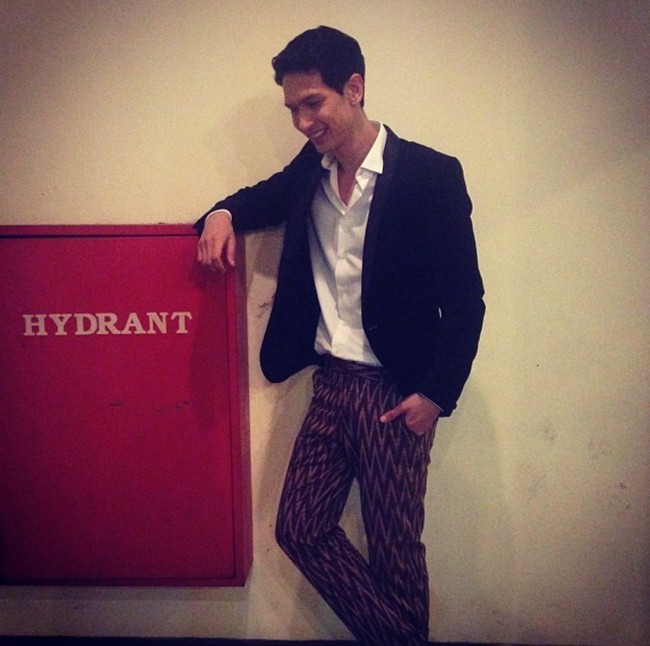 Dimas Beck kembali mencuri atensi usai terlihat tampil dengan tubuh sixpack. Sebelumnya pria 34 tahun itu dikenal memiliki tubuh yang kurus. Foto: Instagram/@dimasbeck