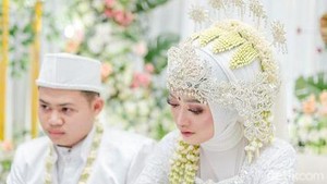 Cerita Lengkap Viral Mahasiswi KKN Cinlok dengan Anak Kades, Berakhir Nikah