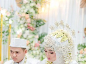 Cerita Lengkap Viral Mahasiswi KKN Cinlok dengan Anak Kades, Berakhir Nikah