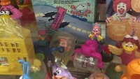 Pada awal tahun 2000an, McDonalds pernah merilis merchandise dengan tokoh maskot dari McDonalds itu sendiri. Semuanya juga ada di museum ini. Kamu pernah punya salah satunya? Foto: Instagram/mcdonaldsmuseum