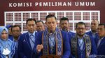 Begini Gaya AHY saat Pimpin Demokrat Daftar ke KPU