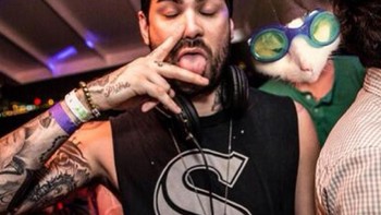 Netflix bahkan mengangkat kisah Hunter Moore. Tadinya, Moore akan ikut serta dalam film dokumenter itu, tetapi pada akhirnya dia memilih membatalkannya. Foto: Instagram/@iamhuntermoore