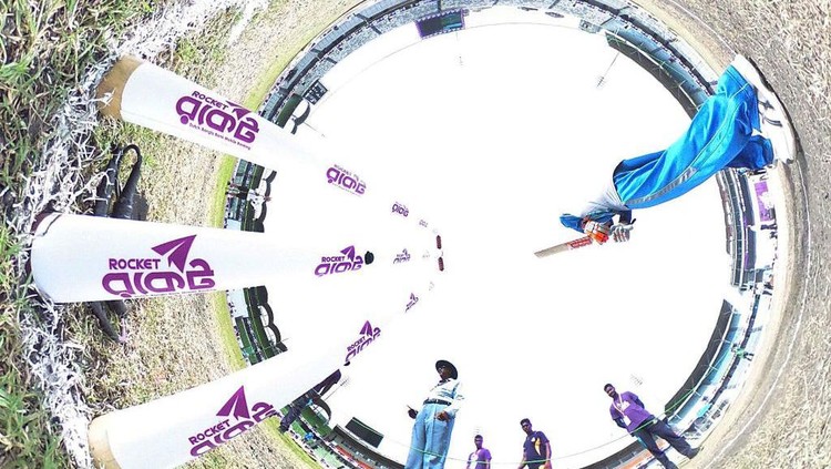 Ini Dia Jepretan Panorama 360 Derajat yang Wow Banget Foto 360 derajat merupakan hasil dari pengolahan foto secara digital berbentuk panorama tanpa batas. Nah, seperti apa hasilnya?
