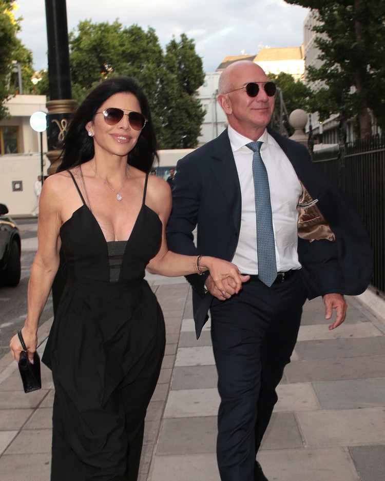 Jeff Bezos Lauren Sanchez Jeff Bezos Lauren Sanchez