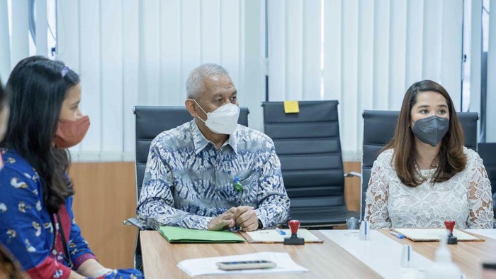 Kolaborasi Wujudkan Indonesia Sehat Dalam mewujudkan Indonesia Sehat, Kementerian Kesehatan menjalin kerjasama dengan berbagai mitra strategis dan potensial, salah satunya Lemonilo.