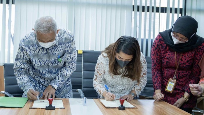 Dalam mewujudkan Indonesia Sehat, Kementerian Kesehatan menjalin kerjasama dengan berbagai mitra strategis dan potensial, salah satunya Lemonilo.