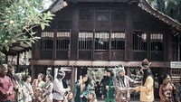 Percaya atau tidak, setelah Mahsuri meninggal, Langkawi hancur digempur oleh Siam. Kini legenda kutukan Mahsuri dijadikan sebagai wisata teater Kota Mahsuri yang bisa dinikmati oleh wisatawan. (Kota Mahsuri/Facebook)