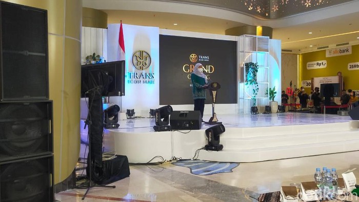 Launching Trans Icon Mall