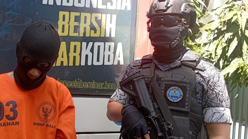 Manajer restoran DPO Mabes Polri dan Polda Sulut ditangkap gegara narkoba di Bali.