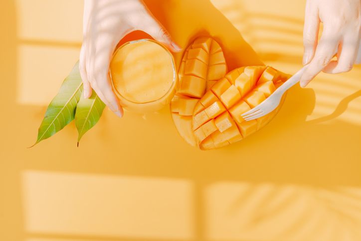 Mangga dikabarkan bisa menyebabkan jerawat, apa benar?