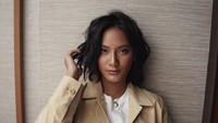 Aktris cantik Indonesia ini kembali membintangi film horor paling digemari ‘Pengabdi Setan 2’. Lagi-lagi Tara Basro menunjukkan kemampuan aktingnya yang luar biasa.Foto: Instagram @tarabasro