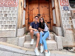 7 Foto Maudy Ayunda Temani Suami Korea Potong Rambut, Netizen: Kayak Drakor