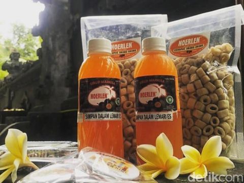 Oleh-oleh khas Medan, teri Medan, Sirup Markisa Noerlen, Bika Ambon dan Bolu Meranti.