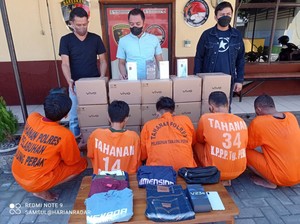 5 Orang Gelapkan 424 HP yang Dikirim ke Banjarmasin, Korban Rugi Rp 1,5 M