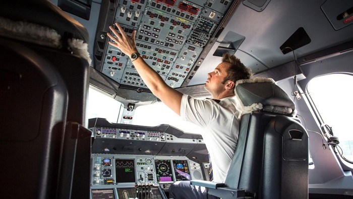 Pilot Emirates