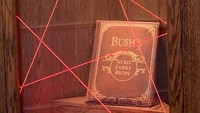 Wow! Ternyata ini bukan sekedar buku biasa loh. Ini adalah buku resep baked beans yang sudah diwariskan turun temurun. Isinya seperti apa ya? Foto: roadsideamerica.com