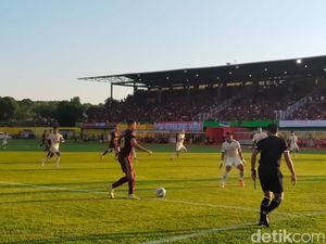 4 Peluang Gagal Cetak Gol, PSM Ditahan Imbang Persija 0-0 di Babak Pertama