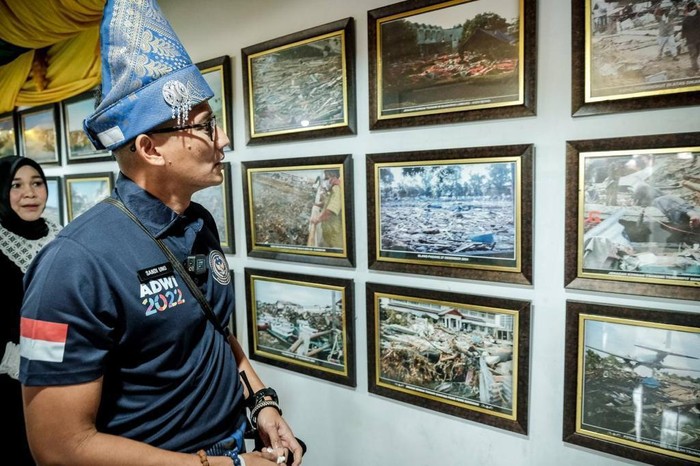 Sandiaga di Desa Wisata Gampong Ulee Lheue Aceh