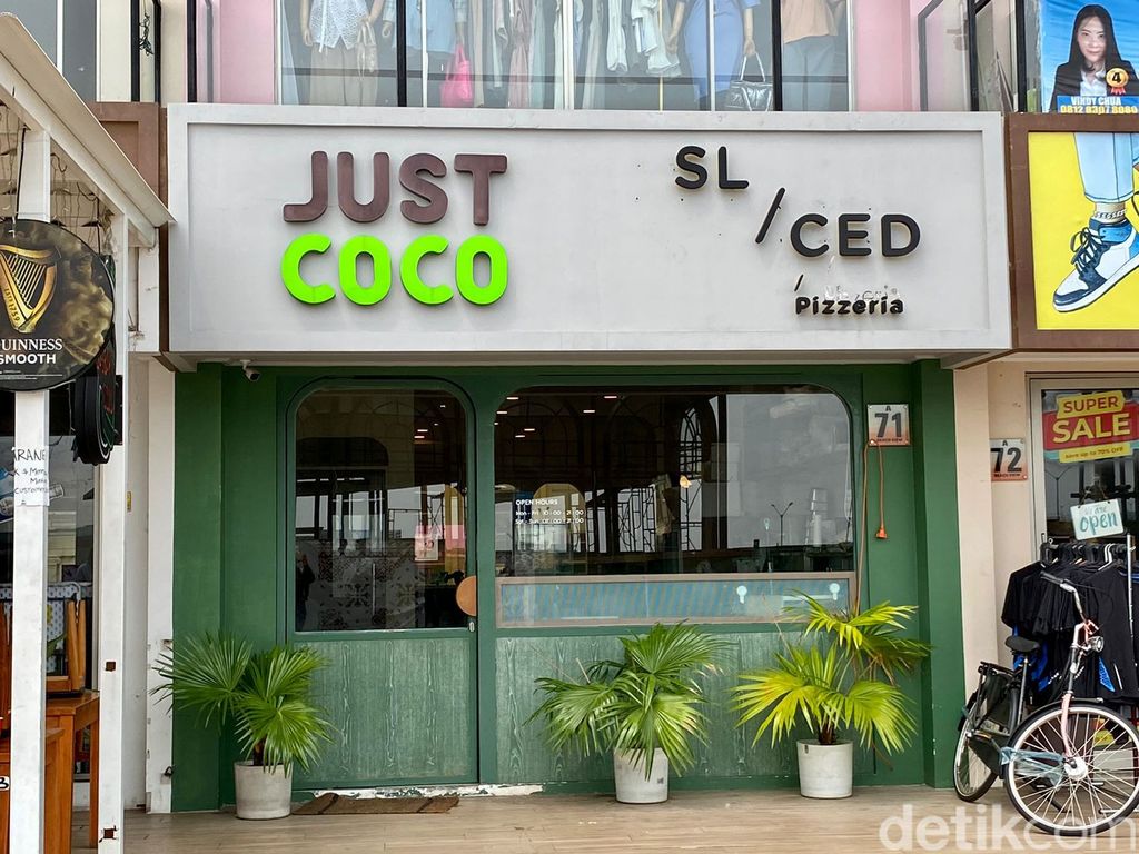 Slurpp! Segar Alami Coco Shake dan Coco Orange Buatan Just Coco