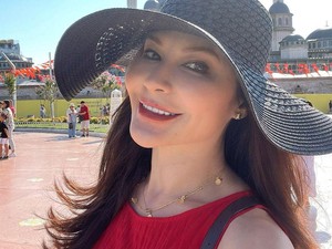 Reaksi Tamara Bleszynski Digugat Saudara Kandung Rp 34 M
