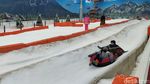 Sukacita Pengunjung Trans Snow World Surabaya