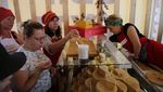 Serunya Berburu Keju di Festival Gastronomi Rusia