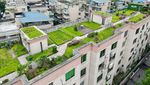 Keren Banget, Atap Gedung Ini Disulap jadi Taman