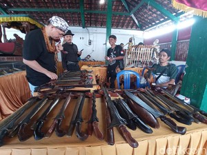 Milad Keraton Kacirebonan, Ragam Benda Pusaka Dipajang