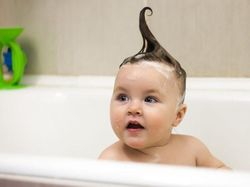 Gemas Banget! Ekspresi Lucu Bayi di Depan Kamera