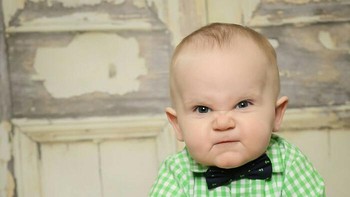 Santai aja ya dek kalau difoto, jangan emosi gitu dong. Foto: (Bored Panda).