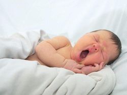 Gemas Banget! Ekspresi Lucu Bayi di Depan Kamera