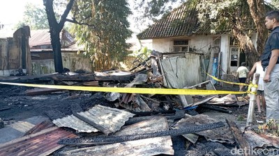 Penampakan Ruko Ludes Terbakar Tewaskan Ibu-Anak di Purbalingga