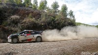 Danau Toba Kejurnas Rally 2022 ini, diikuti 46 peserta dari berbagai daerah seperti DKI, Jawa Barat, Jawa Timur, Kalimantan Selatan, Sumatera Utara, dan Sulawesi Selatan.