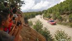 Melihat Adu Kebut Pebalap di Kejurnas Danau Toba Rally 2022