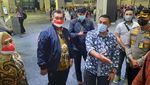 Momen Belasan PMI Korban Penyekapan Tiba di Tanah Air