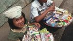 10 Potret Nostalgia Penjual Makanan Keliling, Ada Es Limun dan Es Termos