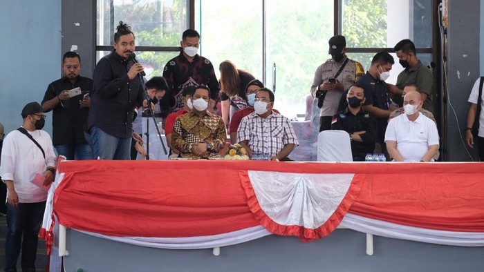Perbasi Kota Tangerang mengadakan perlombaan basket antarpelajar Sekolah Menengah Pertama (SMP)  dan Sekolah Menengah Atas (SMA).