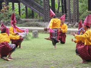 12 Permainan Tradisional Bugis yang Seru serta Cara Memainkannya