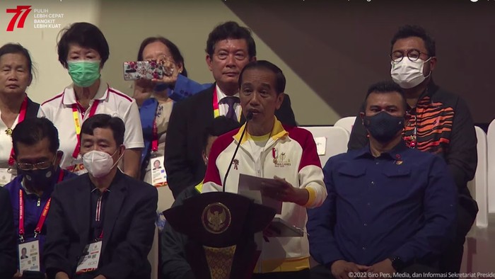 Presiden Jokowi memberi sambutan saat Penutupan ASEAN Para Games XI Tahun 2022, Stadion Manahan, Surakarta, 6 Agustus 2022 (YouTube Sekretariat Presiden)