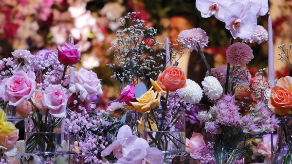 Wedding Open House kali ini didukung oleh wedding organizer dan dekorasi pelaminan ternama seperti, Big Enterprise by Bigson, One Sweet Day Wedding Planner, dan masih banyak lagi rekanan-rekanan wedding planner terbaik lainnya yang ikut serta di Wedding Open House di The Tribrata Darmawangsa – Jakarta ini. Wedding Open House kali ini didukung oleh wedding organizer dan dekorasi pelaminan ternama seperti, Big Enterprise by Bigson, One Sweet Day Wedding Planner, dan masih banyak lagi rekanan-rekanan wedding planner terbaik lainnya yang ikut serta di Wedding Open House di The Tribrata Darmawangsa – Jakarta ini.