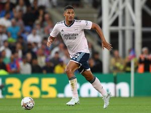 Debut Yahud William Saliba di Arsenal