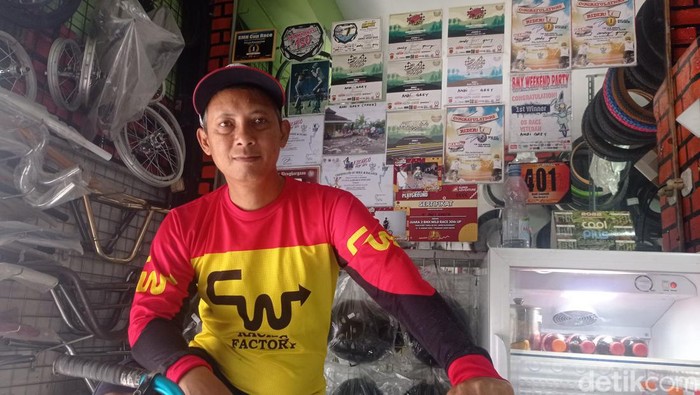 Andi Grey, legenda hidup BMX Bandung.