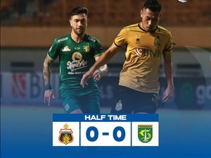 Pertarungan Sengit Bhayangkara FC Vs Persebaya, Babak Pertama 0-0