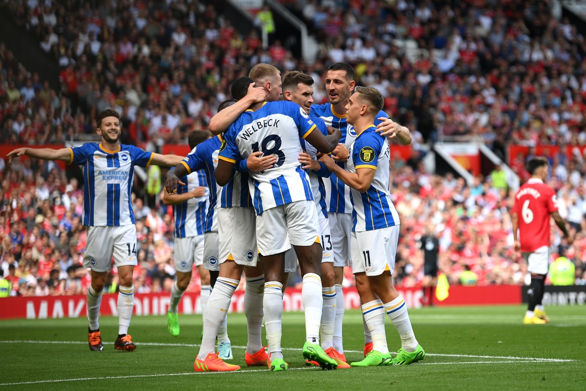 Sindiran Brighton: Manchester Is Blue (Foto: Getty Images/Michael Regan)