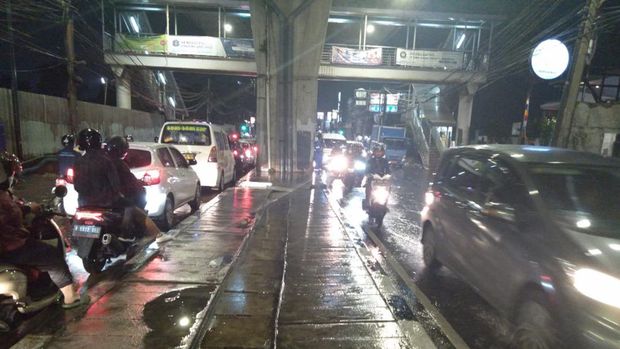 Genangan di Gandaria City Jaksel